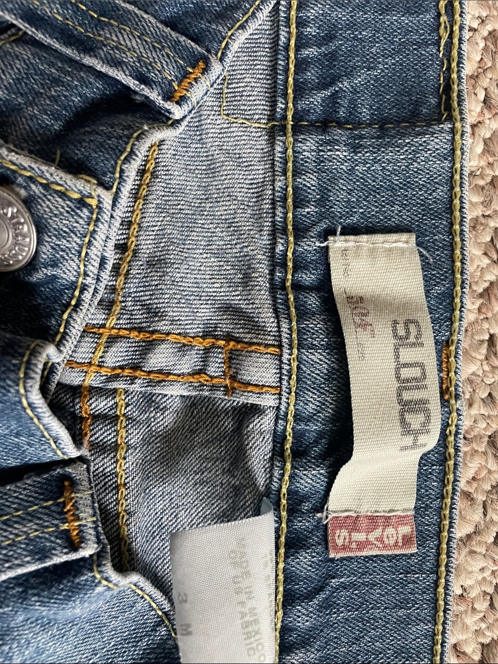 Y2K Levi’s 504 Slouch Jean size 3 -